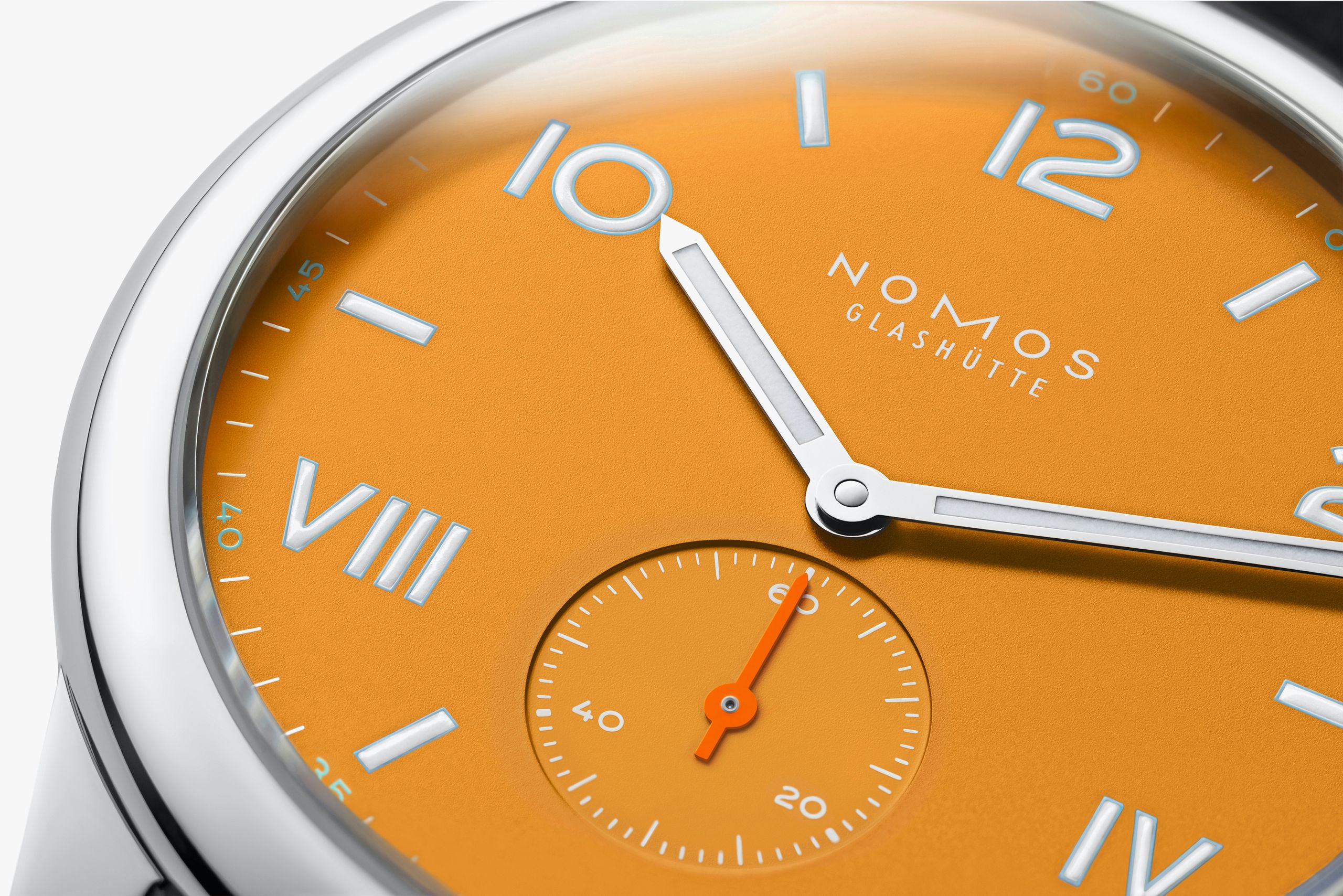 NOMOS Club Campus 38 Future Orange Ref. 729