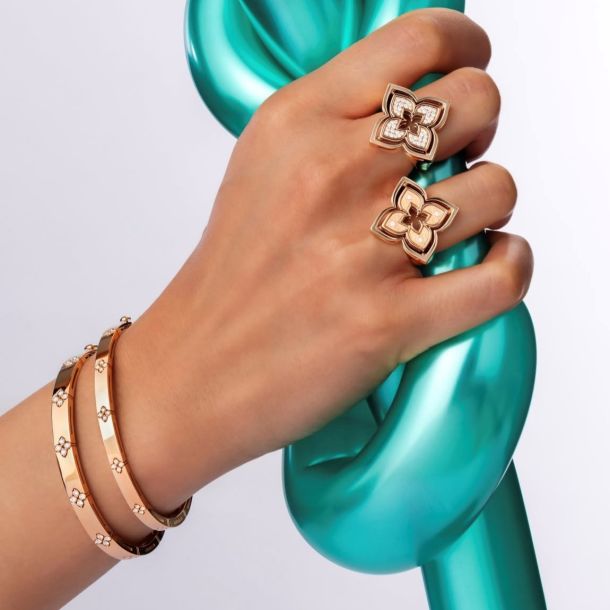 Roberto Coin Love in Verona Bangle in 18K Yellow Gold