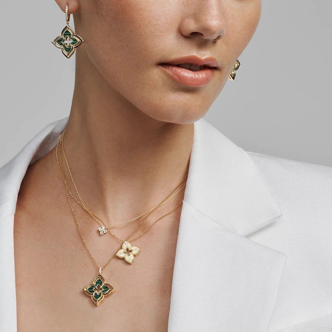 Roberto Coin Malachite Venetian Princess Pirouette Flower Necklace in 18K Yellow Gold, 17" Length