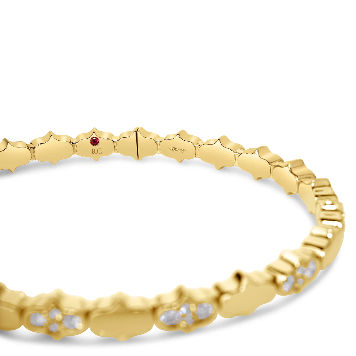Roberto Coin Cobra Alternating Diamond Bangle in 18K Yellow Gold