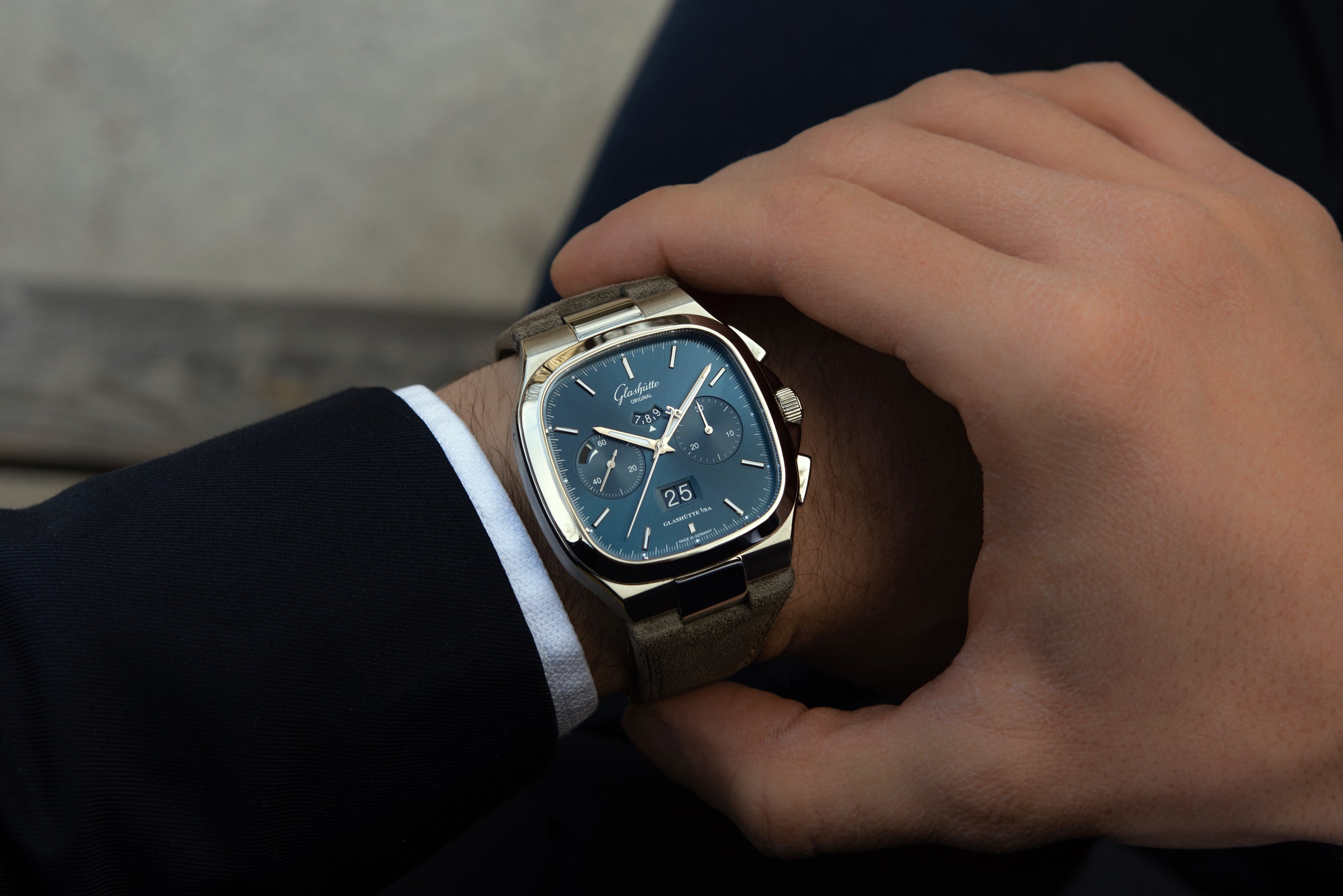 Glashutte Original Seventies Chronograph Panorama Date Watch in Stainless Steel