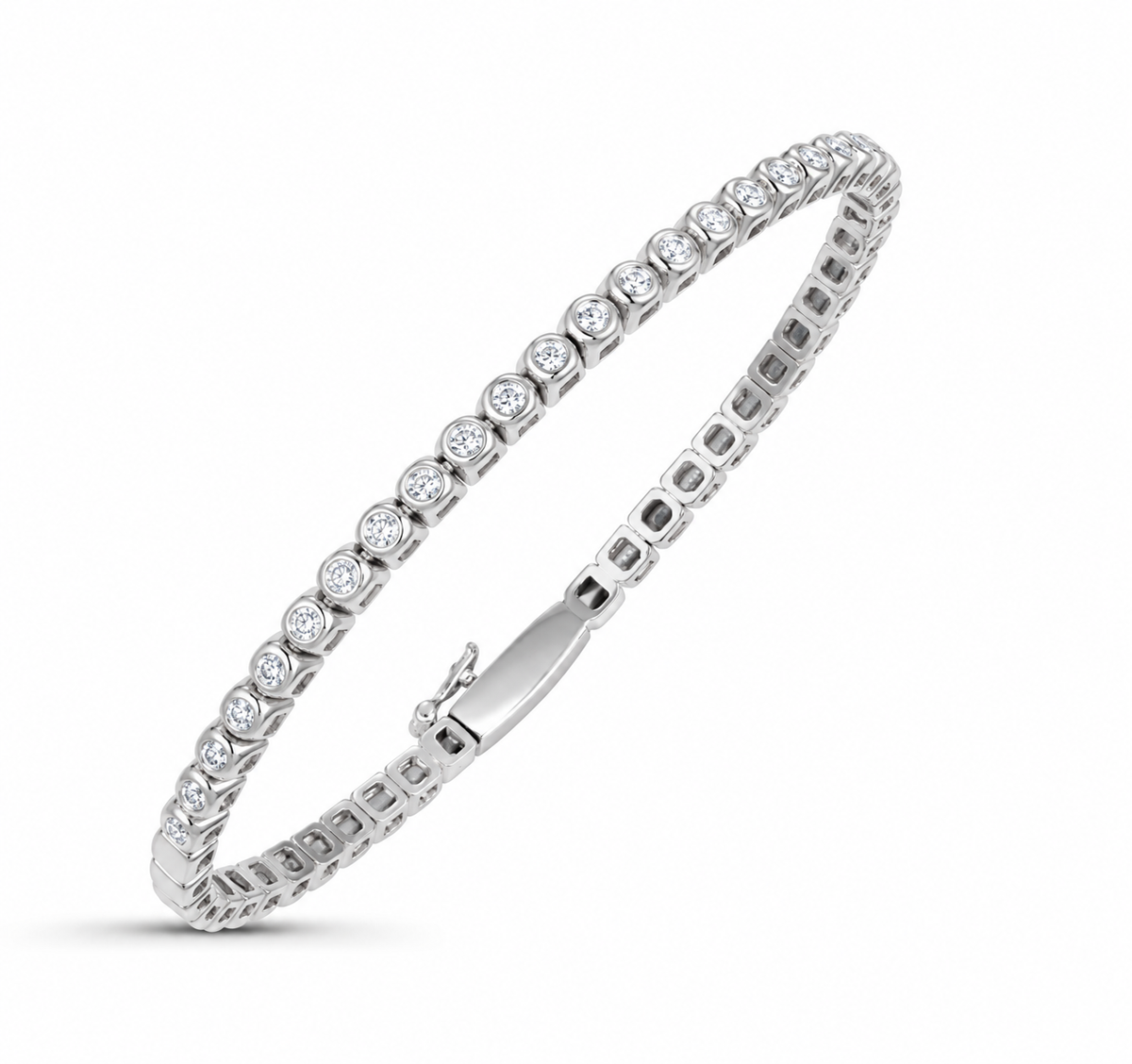 Round Diamond Bezel Flexible Bracelet in 14K White Gold