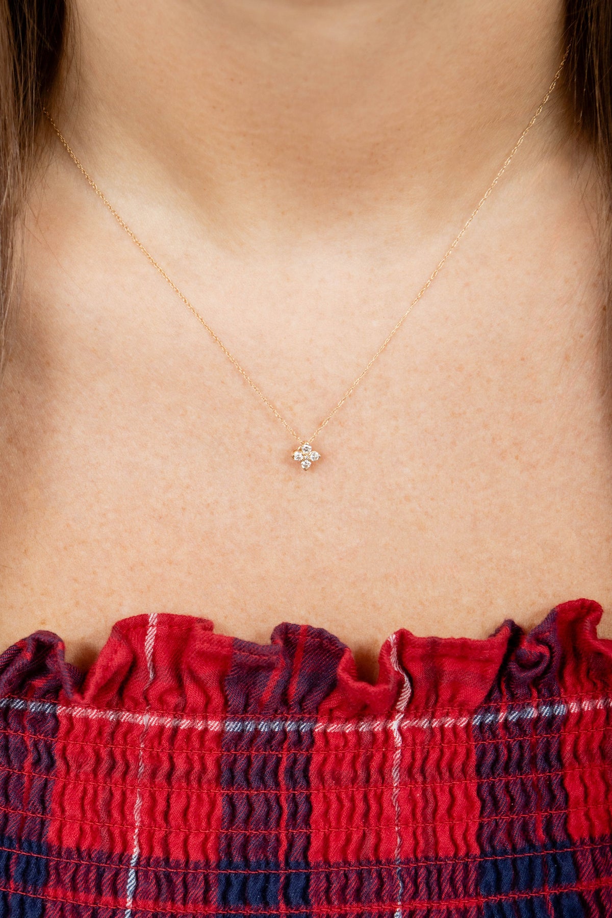Diamond Flower Pendant Necklace in 14K Yellow Gold