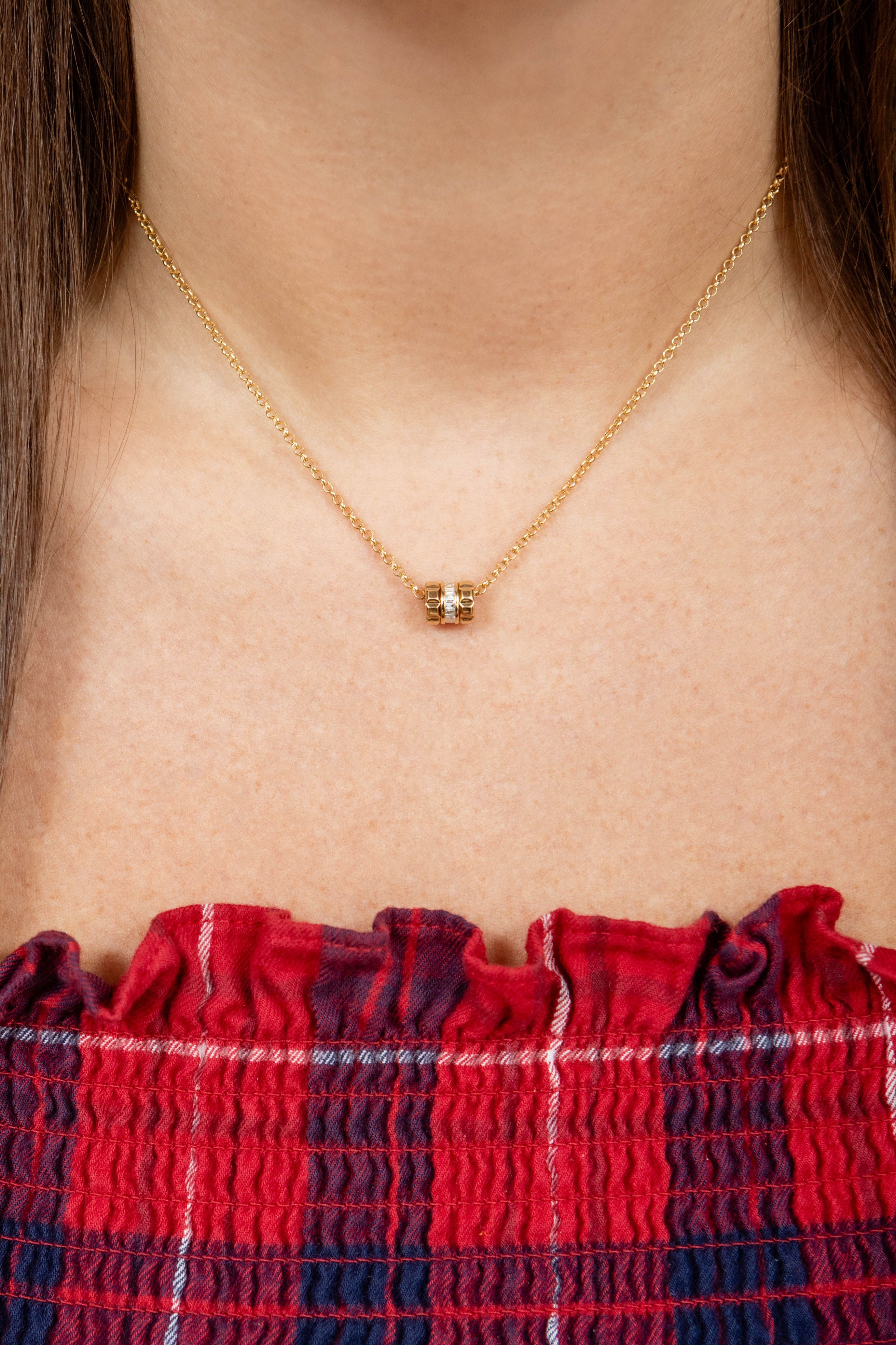 Baguette Diamond Pendant Necklace in 14K Yellow Gold