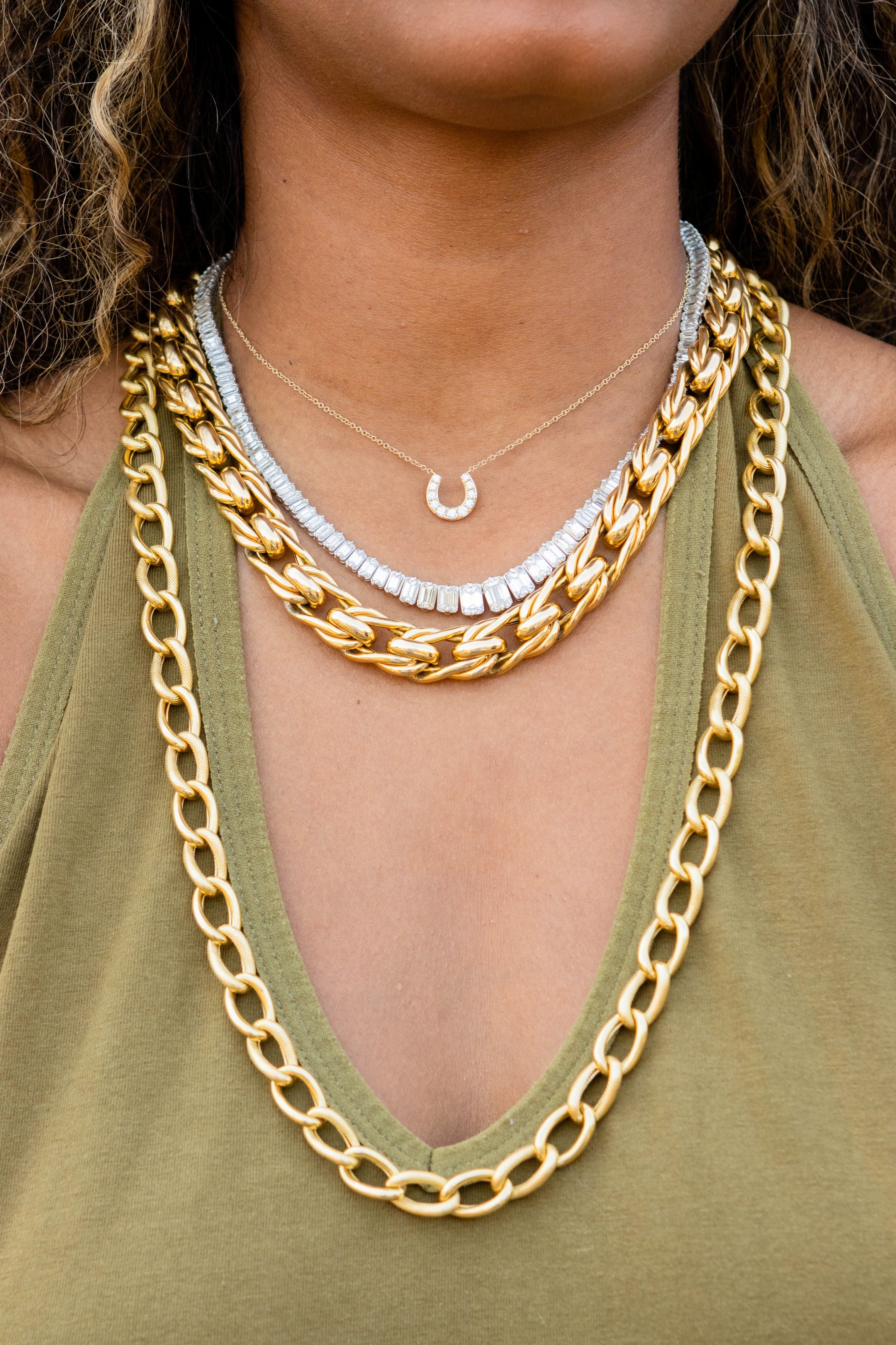 Diamond Horseshoe Pendant Necklace in 14K Yellow Gold