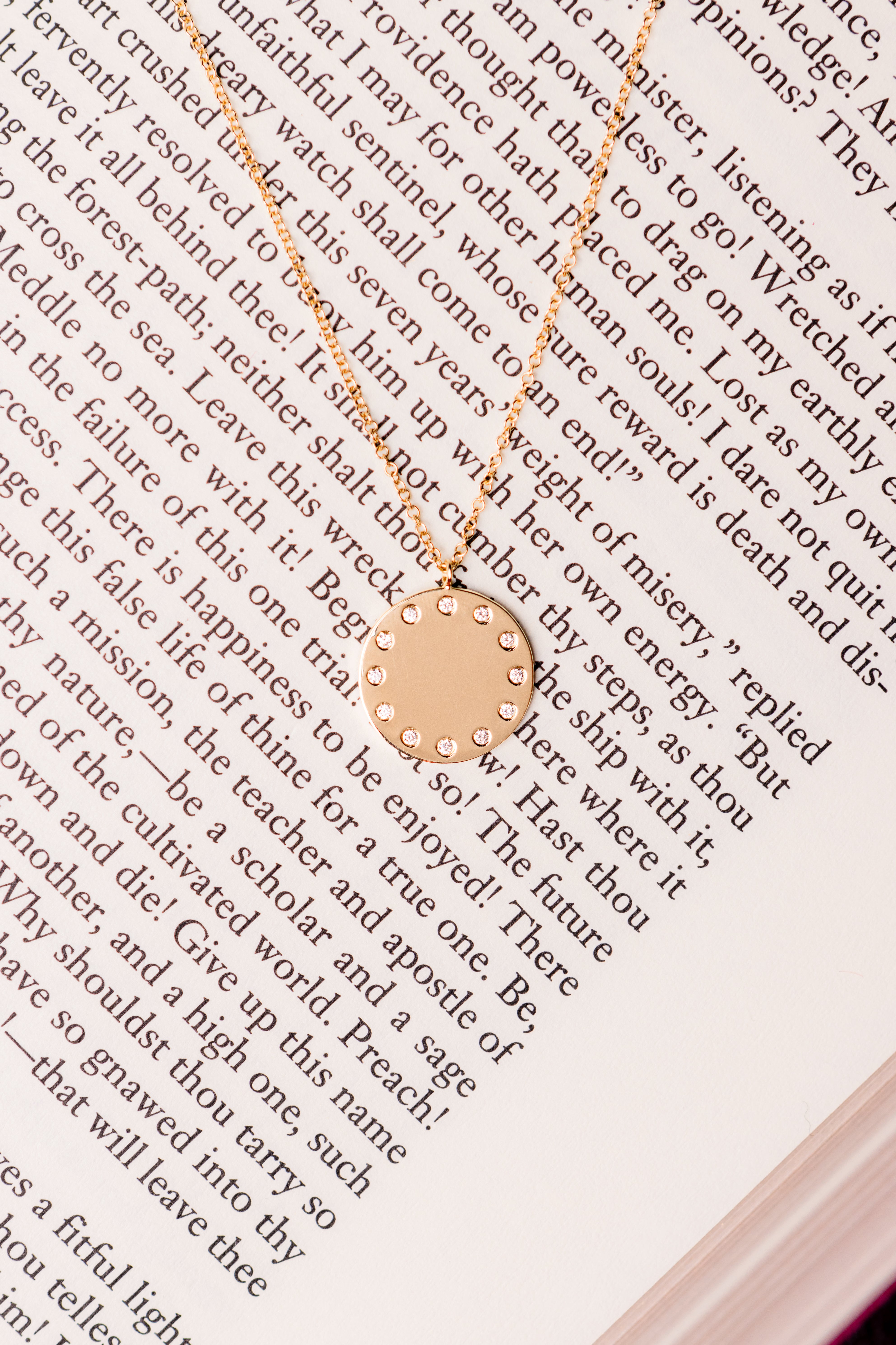 Round Diamond Disc Necklace in 14K Yellow Gold