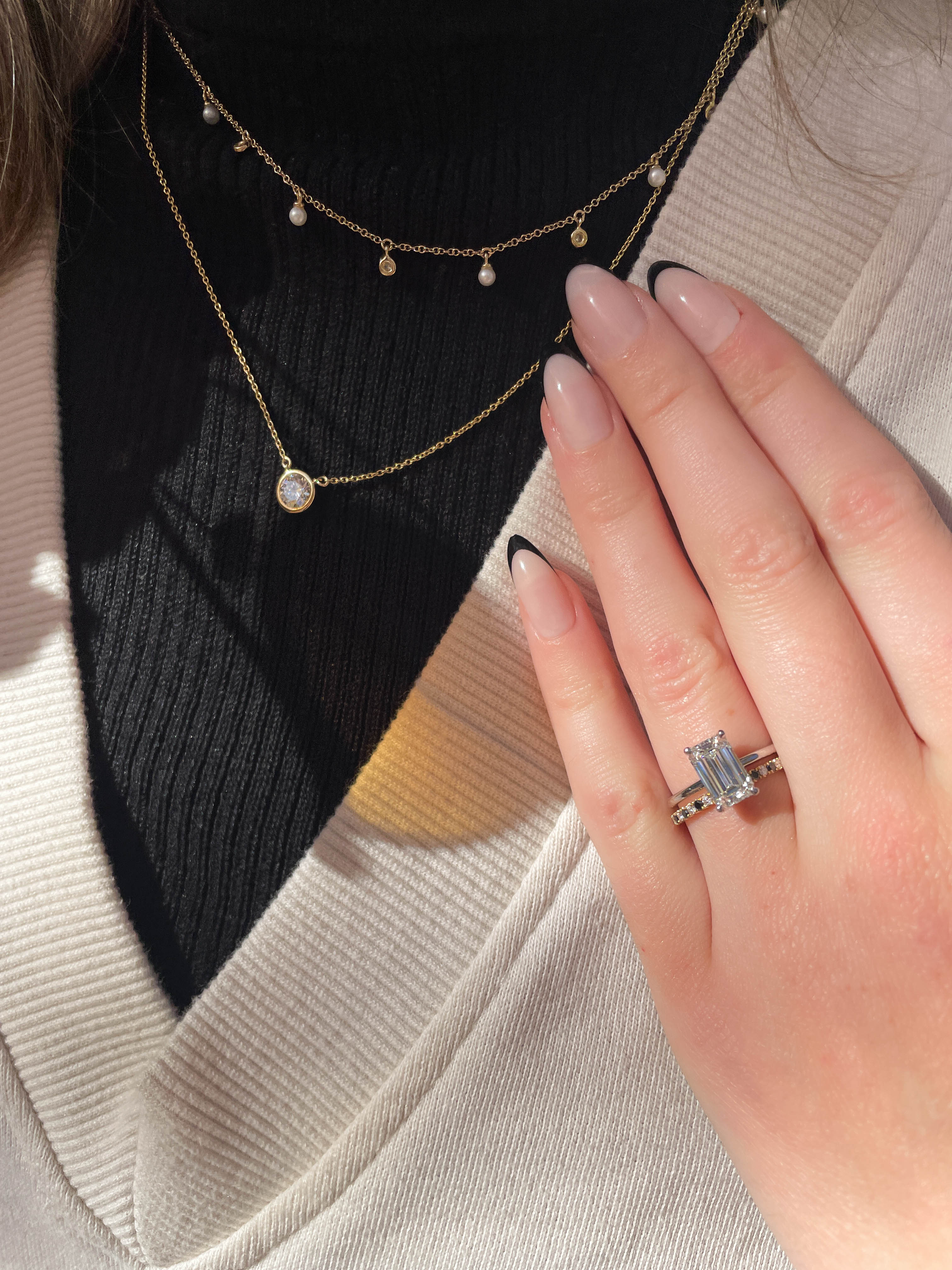 Alternating Black & White Diamond Band in 14K Yellow Gold, Size 6.5