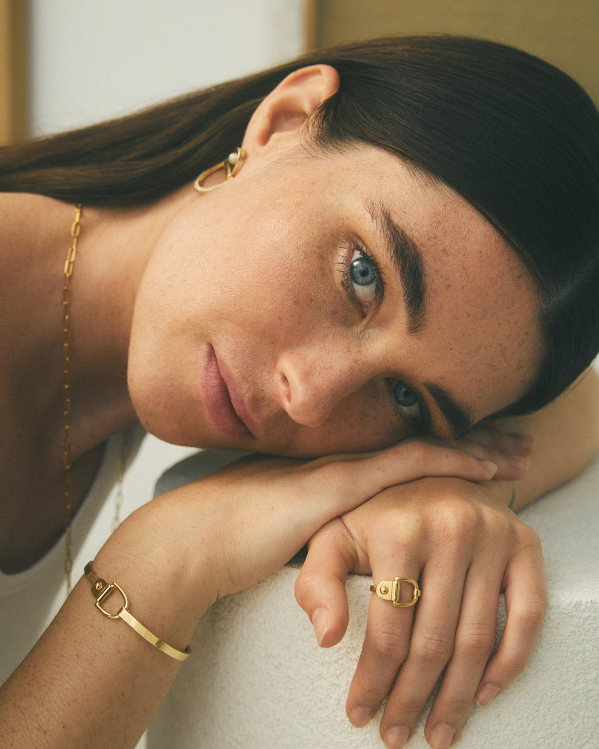Statement Paris Rivet Bangle in 18K Yellow Gold