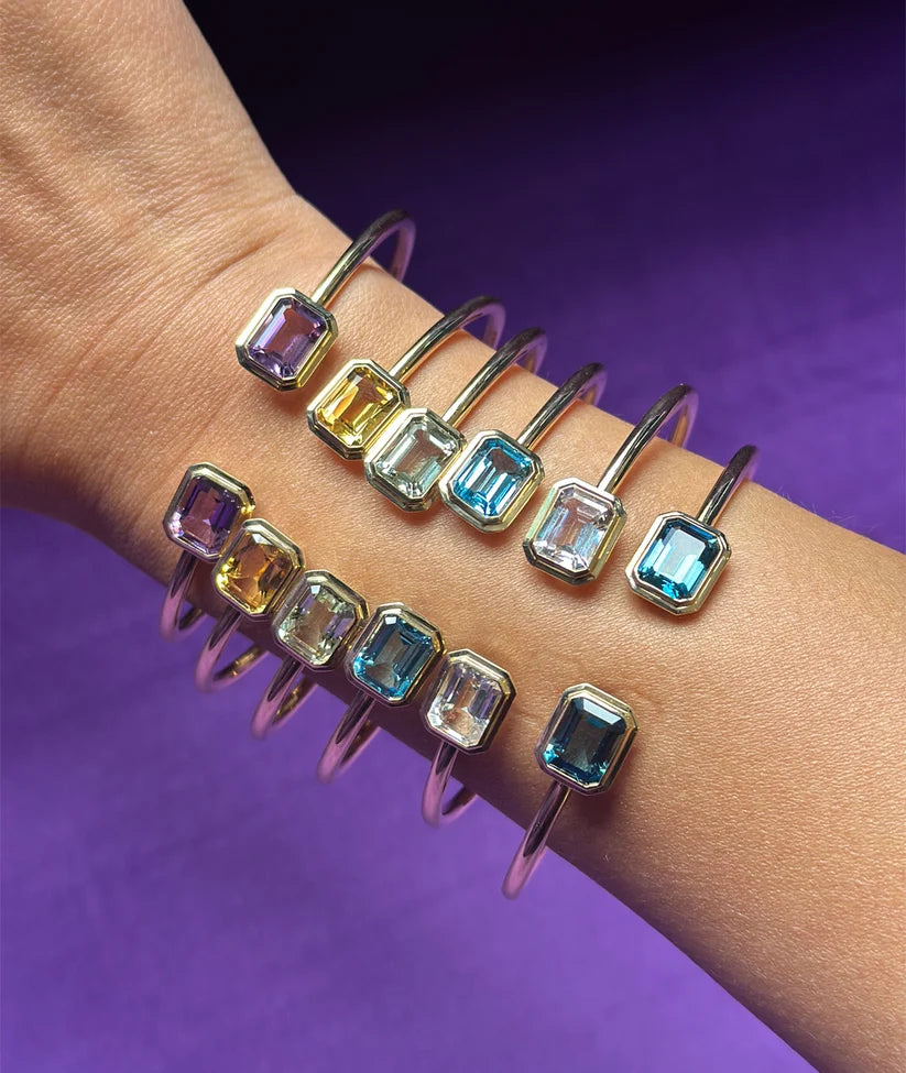 Goshwara Manhattan Blue Topaz Flex Cuff in 18K Yellow Gold