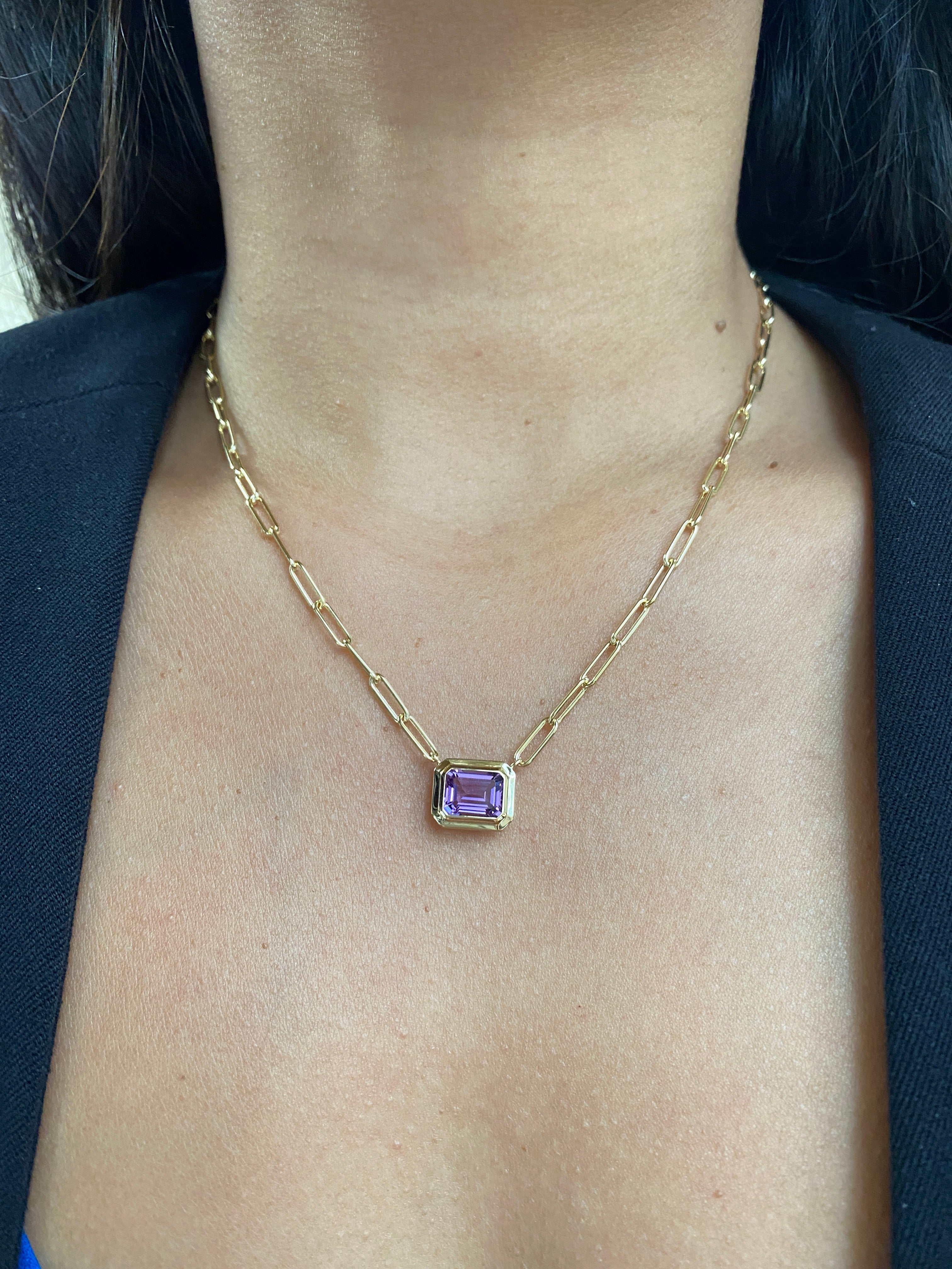 Goshwara Manhattan Amethyst Emerald Cut Bezel Set Necklace in Yellow Gold