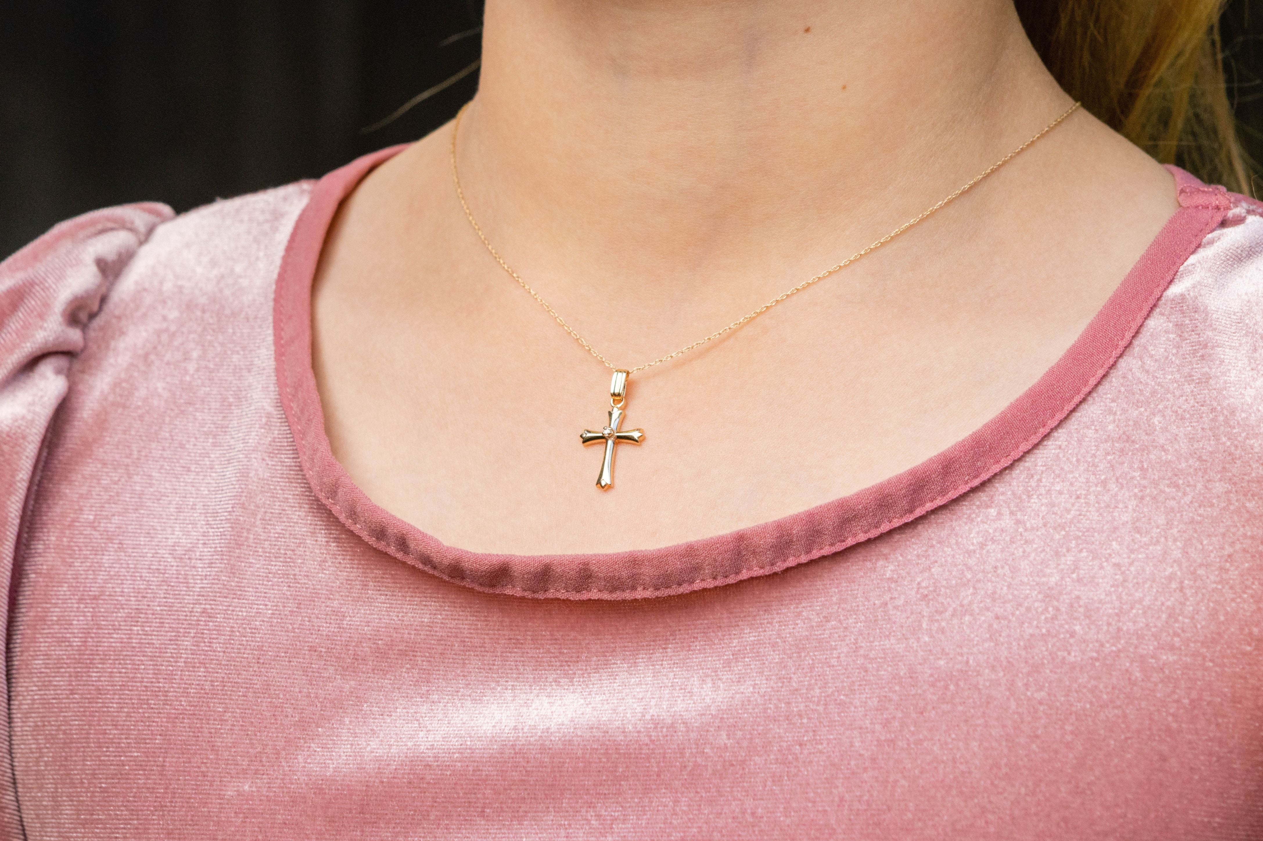 Children's Diamond Cross Pendant Necklace in 14K Yellow Gold