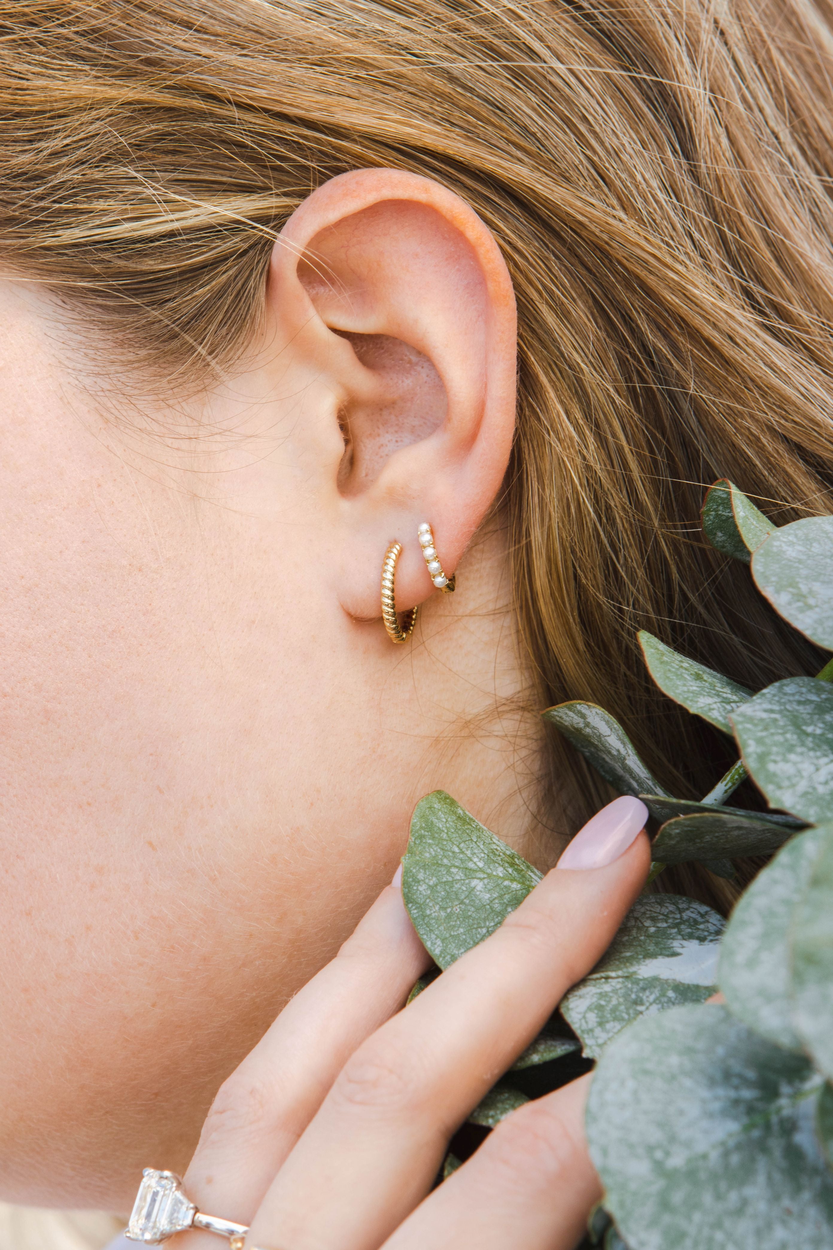 Twist Huggie Hoop Earring in 14K Yellow Gold