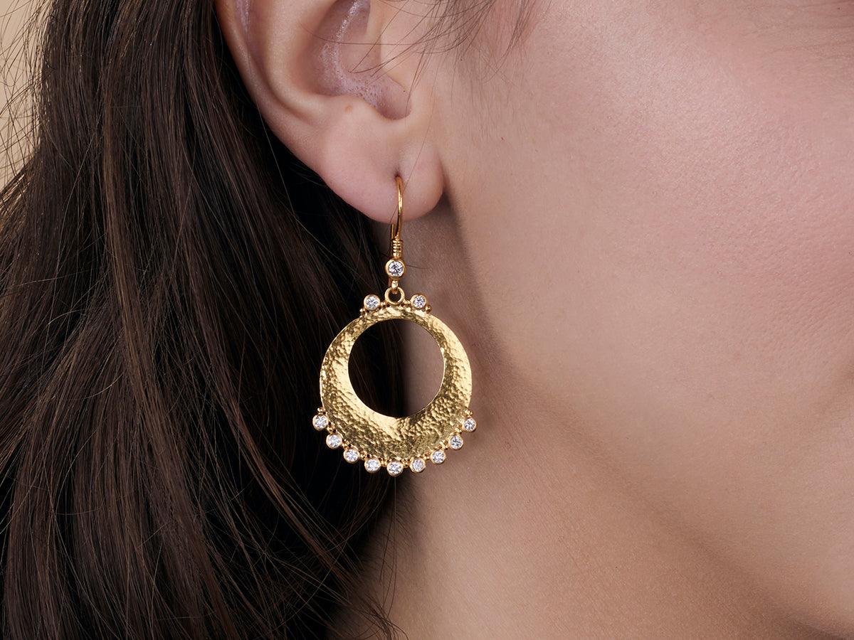 Gurhan Lush Single Drop Earrings in 22K Yellow Gold