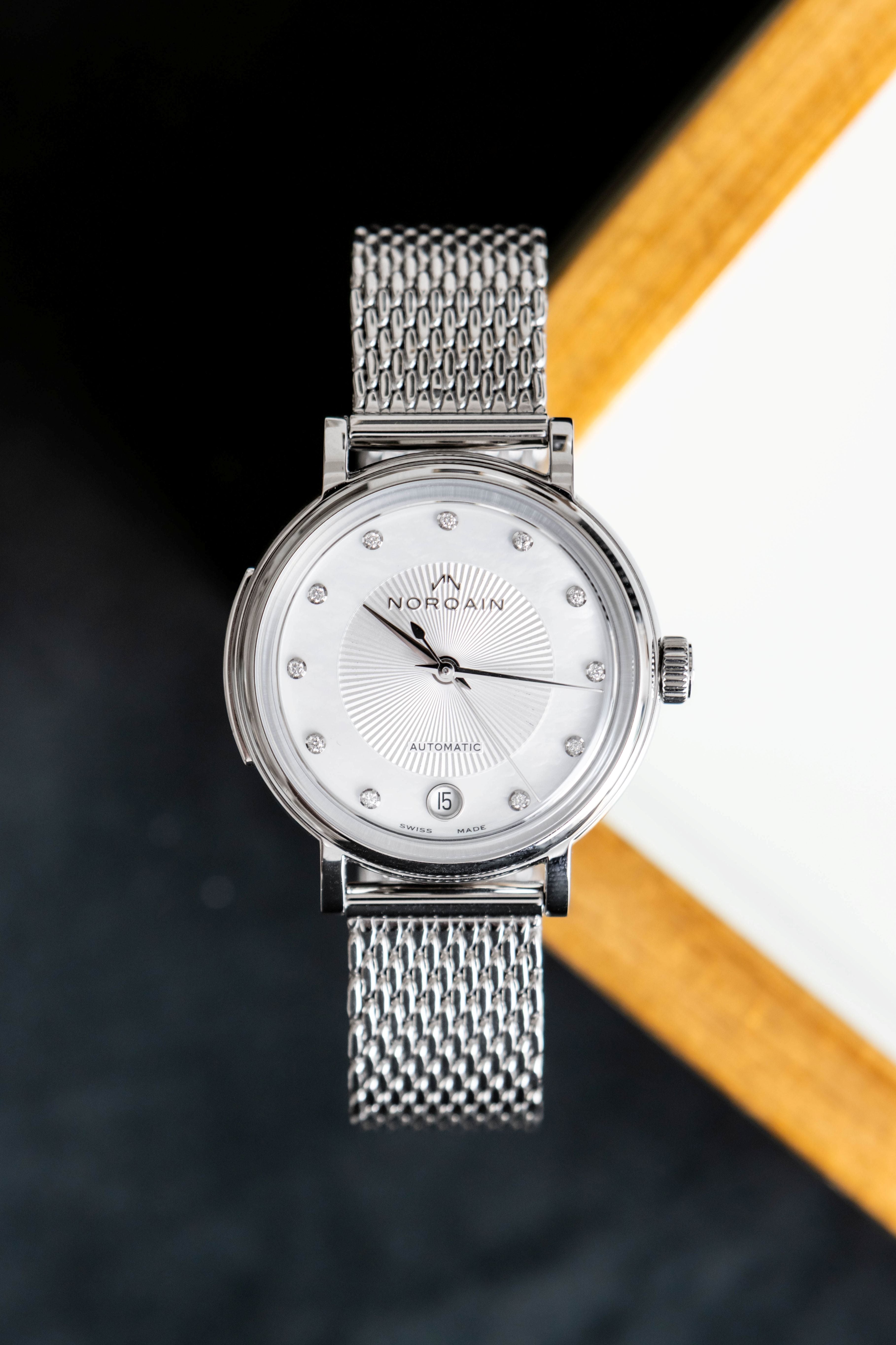 NORQAIN Freedom 60 Mother-of-Pearl Watch 34MM N2800S82A/M28D/281S