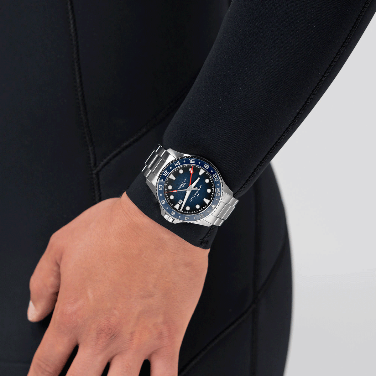 Hamilton Khaki Navy Scuba Blue Dial Watch 43MM H82535140
