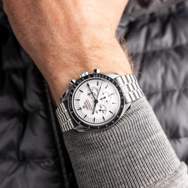 Omega Speedmaster Moonwatch 42MM O31030425004001