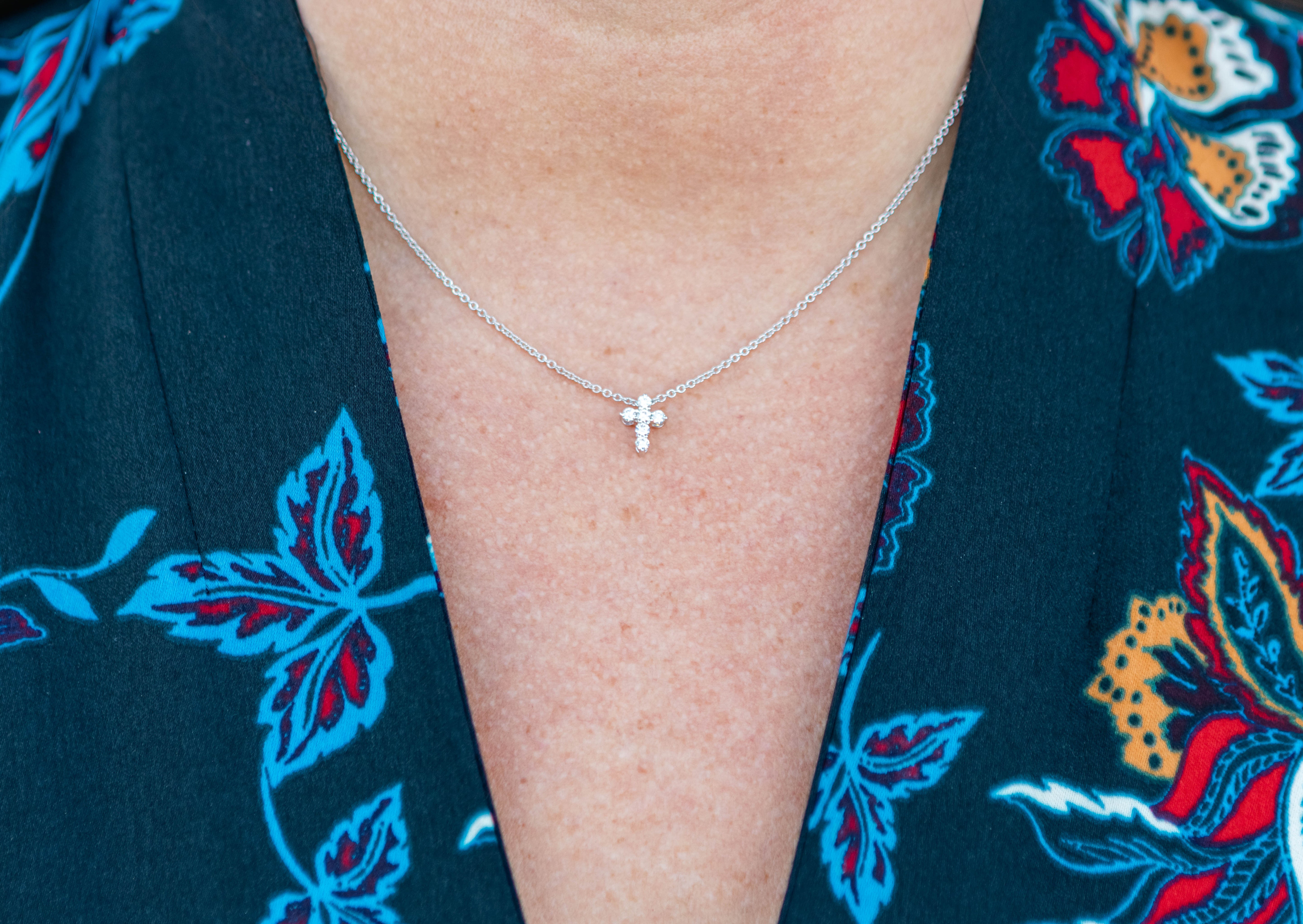 Diamond Cross Pendant Necklace in 14K White Gold