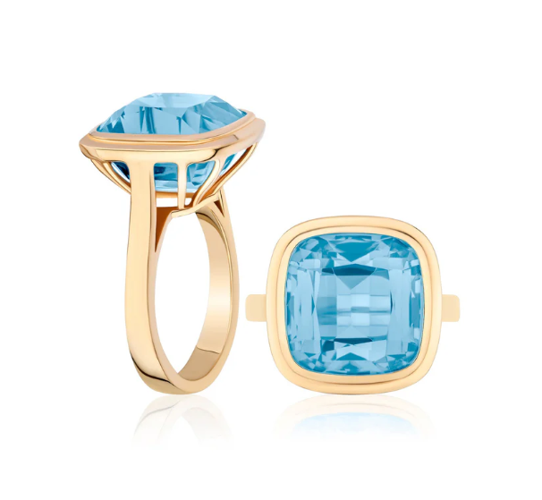 Goshwara Blue Topaz Cushion Bezel Set Ring in 18K Yellow Gold, Size 7