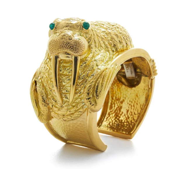 David Webb Repousse Walrus Emerald Cuff in 18K Yellow Gold