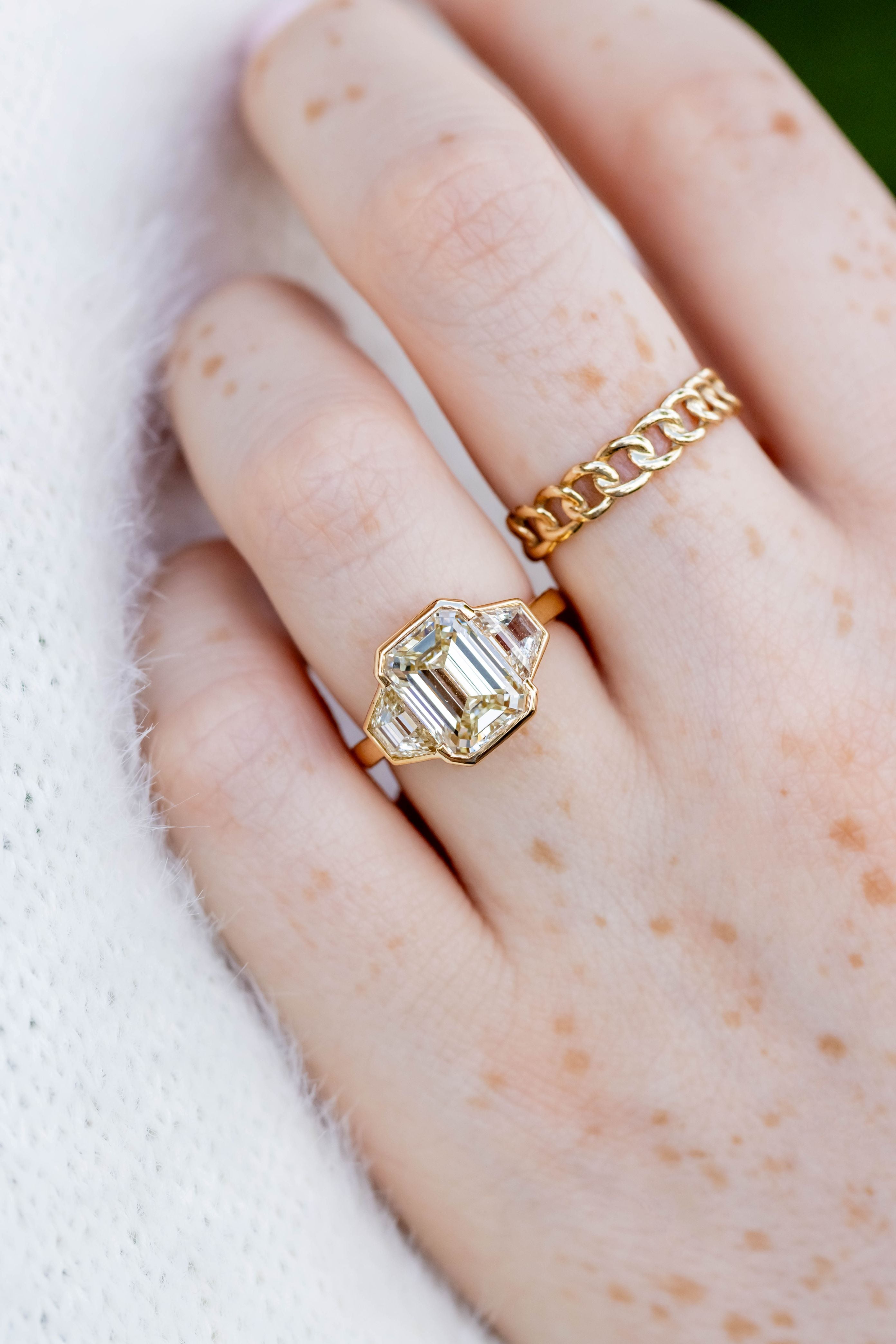 Curb Link Ring in 14K Yellow Gold, Size 6