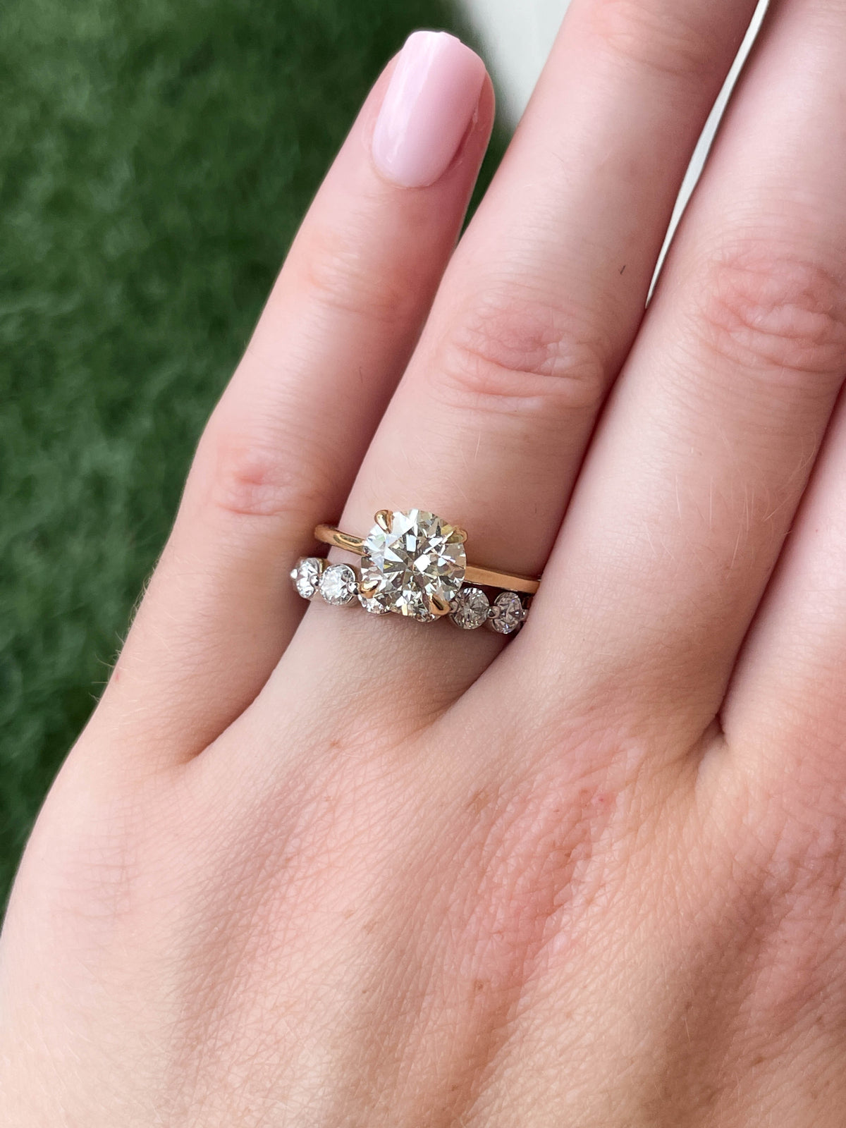 Halfway Single Prong 1.00CT Diamond Band in 14K White Gold, Size 6