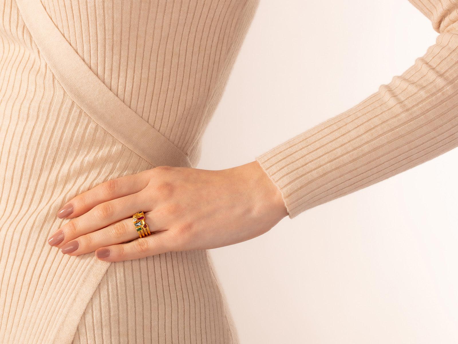 Gurhan Embrace Mixed Stone Ring in 22K Yellow Gold, Size 6.5