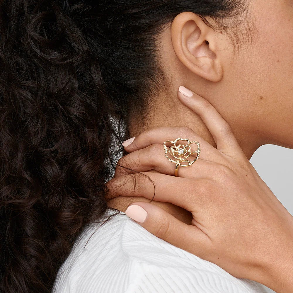 Ippolita Stardust Large Flora Ring with Diamonds in Yellow Gold