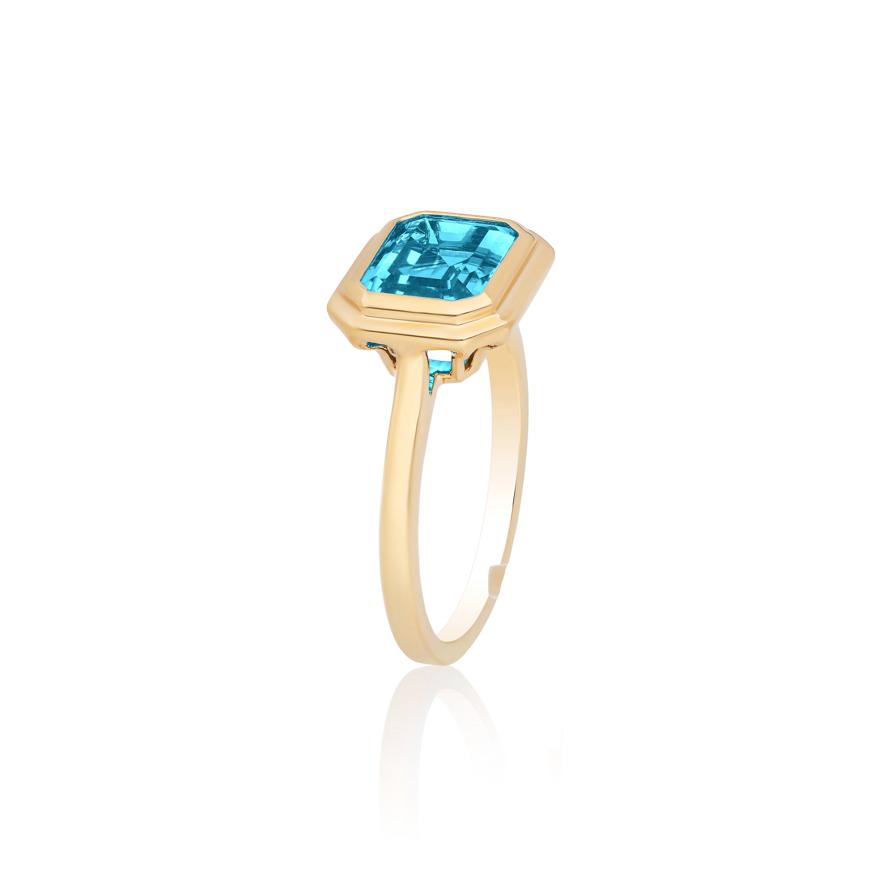 Goshwara Manhattan Blue Topaz Emerald Cut Bezel Set Ring in Yellow Gold