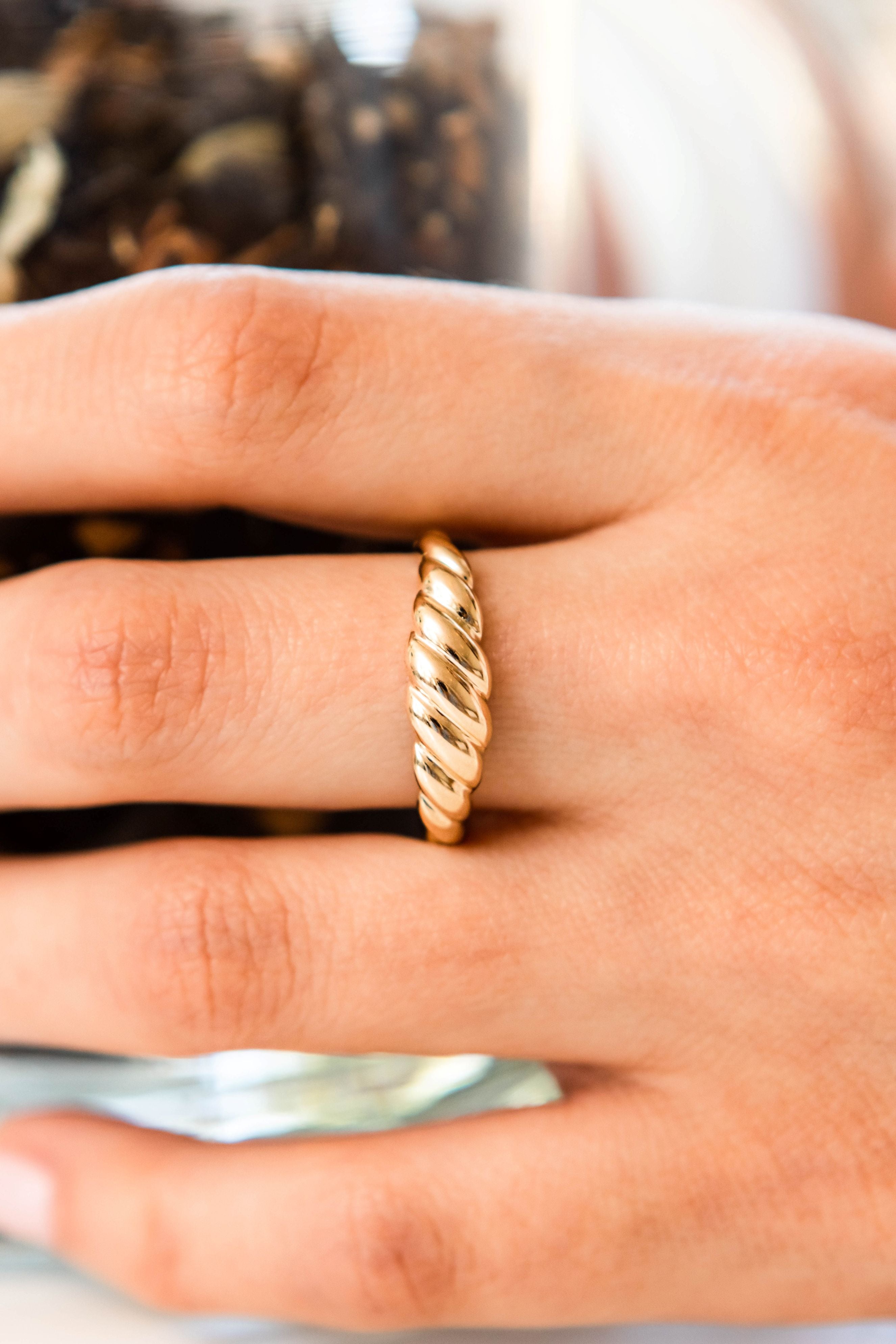 Croissant Band Ring in 14K Yellow Gold, Size 6