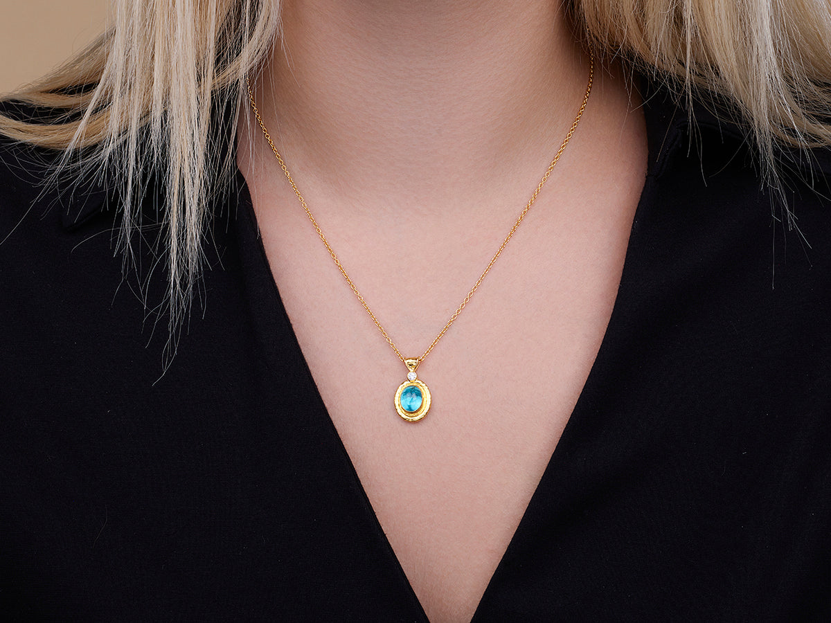 Gurhan Muse Apatite Oval Pendant Necklace in 24K Yellow Gold