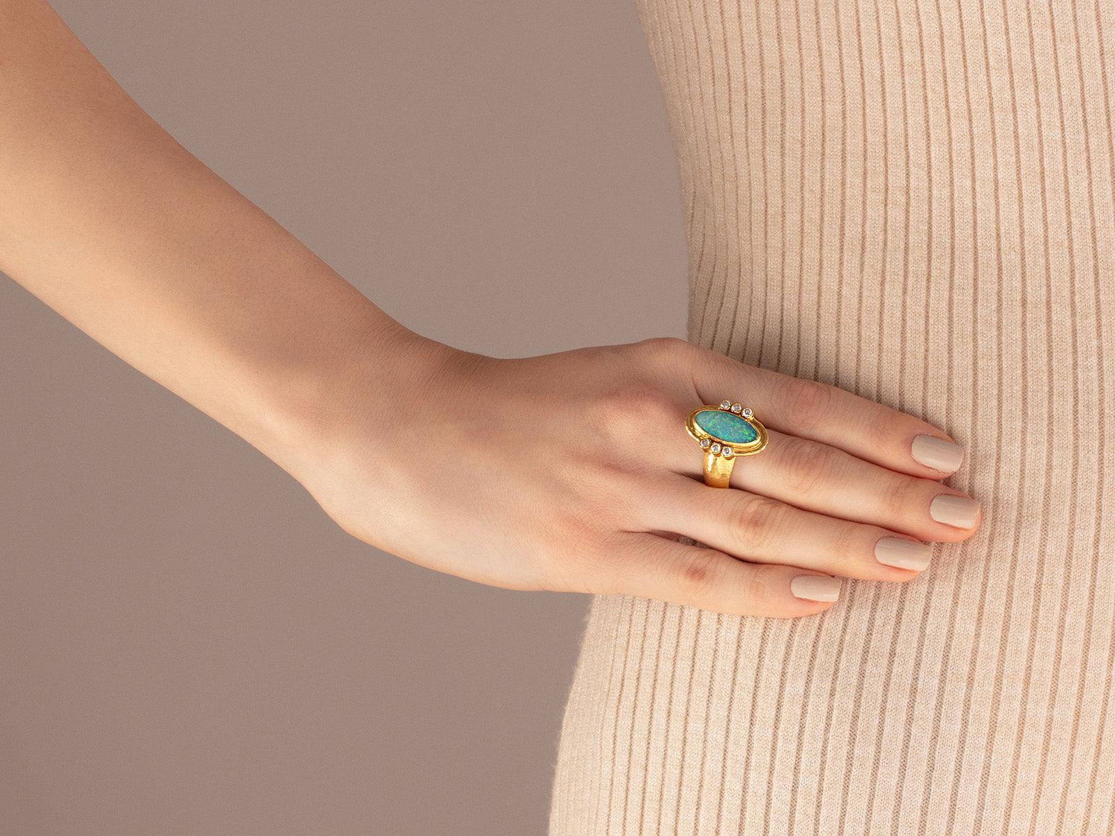 Gurhan Muse Opal Cocktail Ring in 24K Yellow Gold, Size 7
