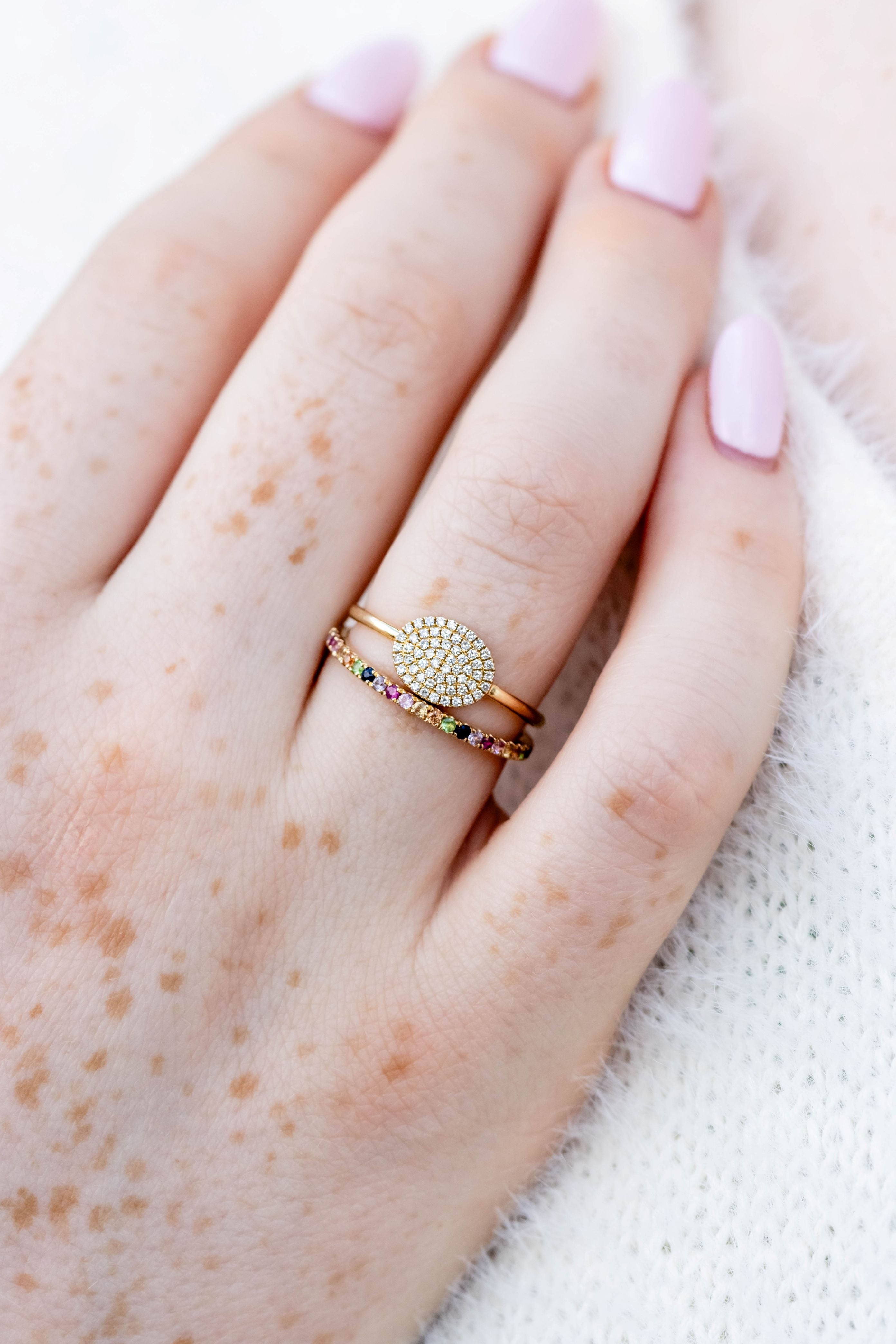 Rainbow Sapphire Ring in 14K Yellow Gold, Size 6