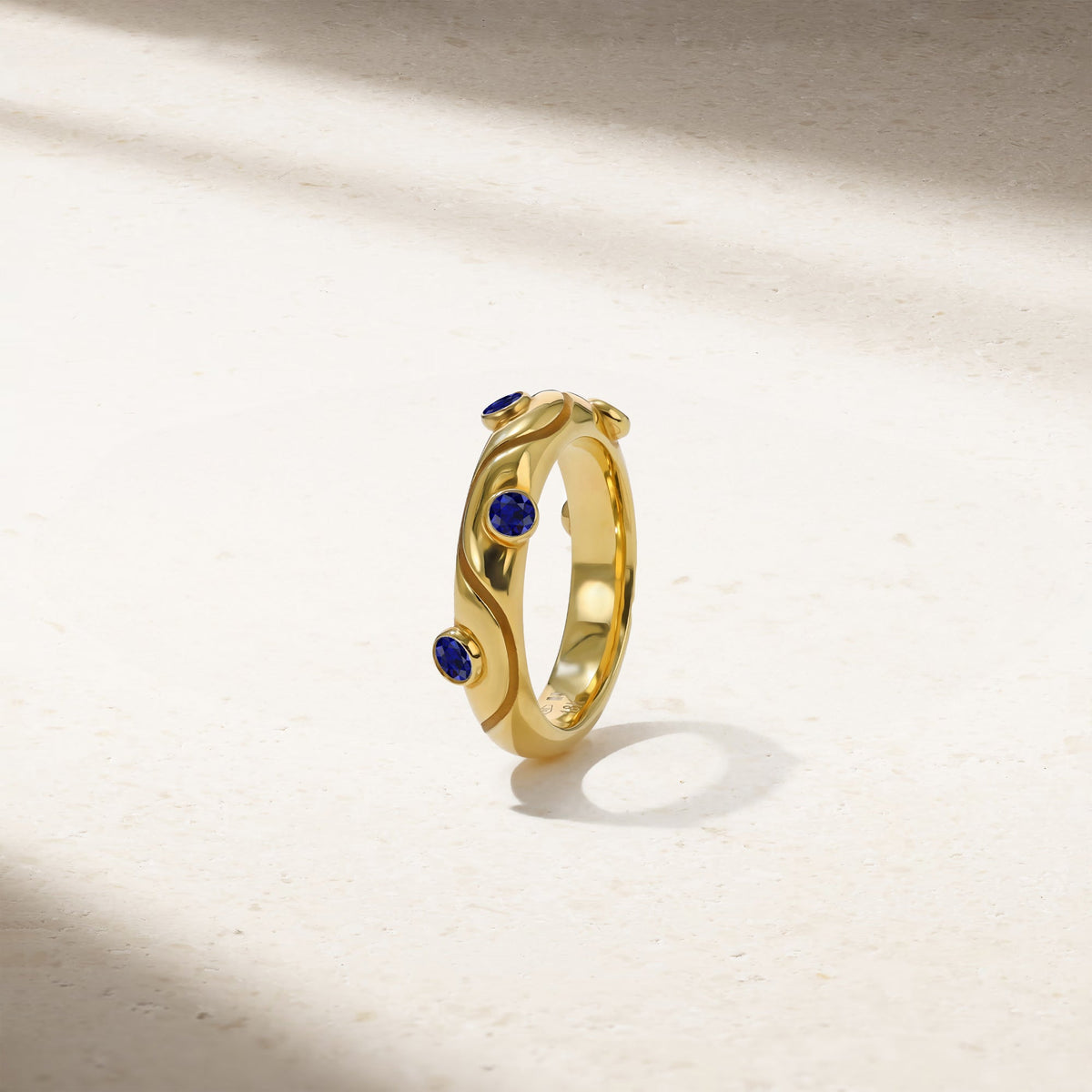 Mark Henry Sapphire Riva Crest Ring in 18K Yellow Gold, Size 7