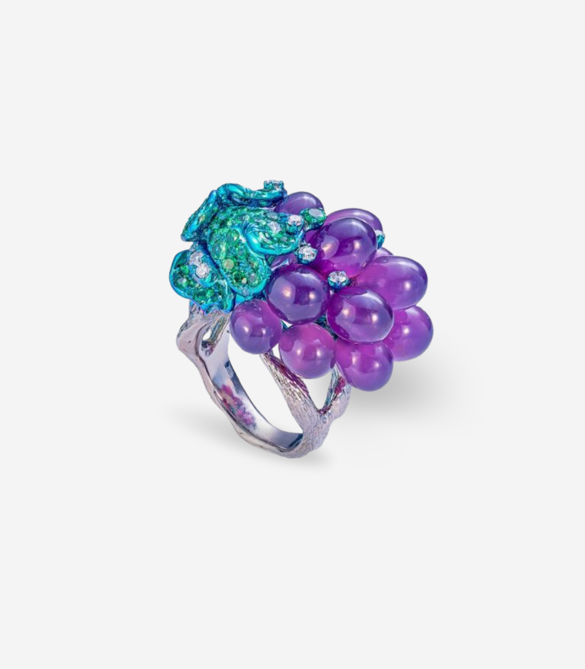Arunashi Chalcedony Grape Ring in Titanium, Size 6.5