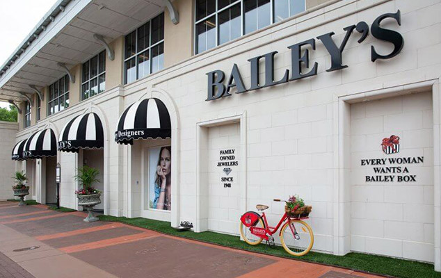 outside of baileys fine jewelry store in Cameron Village in Raleigh, NC