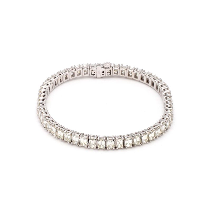 Trice Signature 18k White Gold Diamond and Emerald Bracelet 158118 - Trice  Jewelers