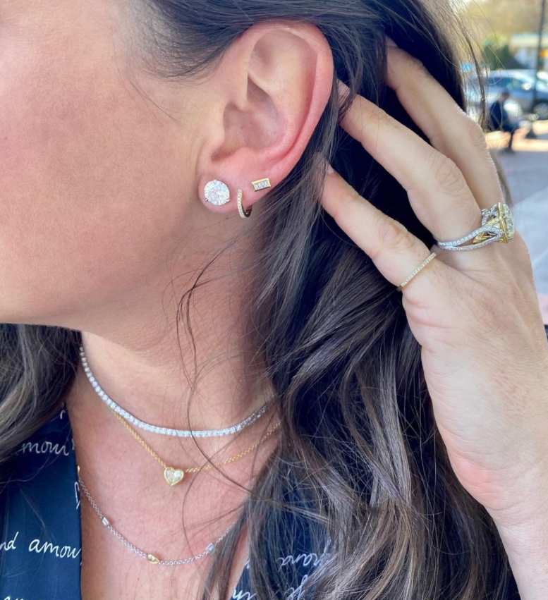 Bailey\'s Icon Collection Tiny Diamond Hoop Earrings – Bailey\'s Fine Jewelry