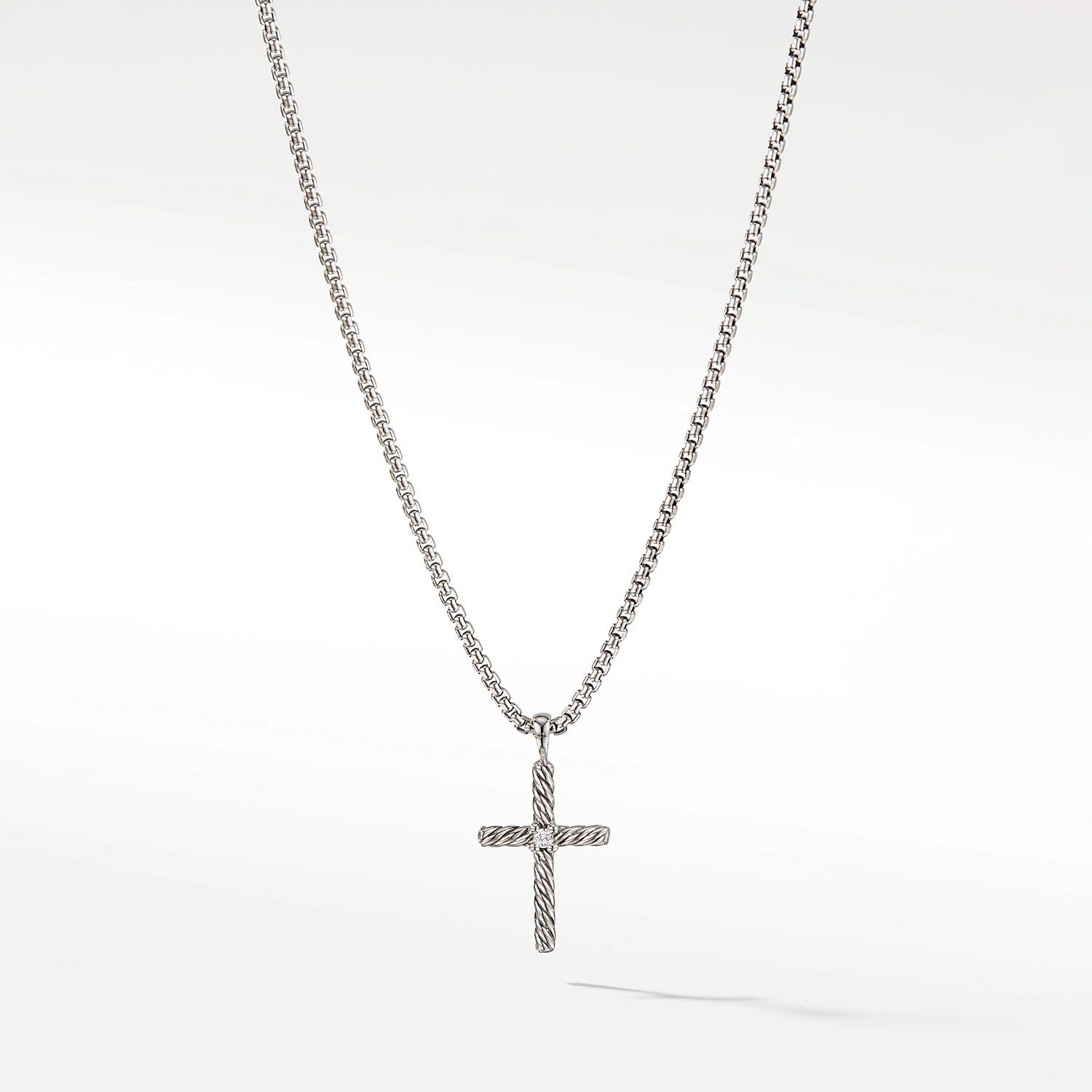 David Yurman Cross Necklace with Diamond, 16 IN – Bailey's Fine Jewelry