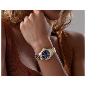 Life style image of the Tag Heuer Ladies 32mm Aquaracer Watch